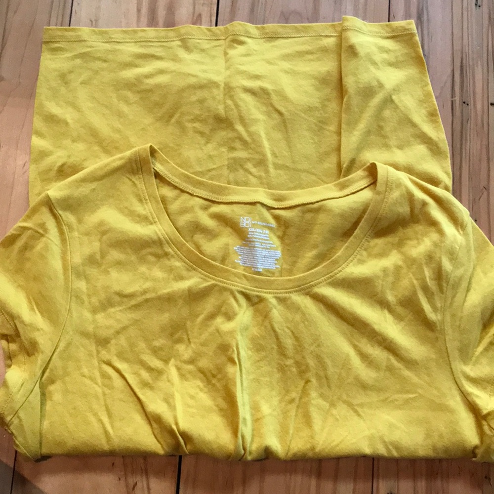 Gold tee